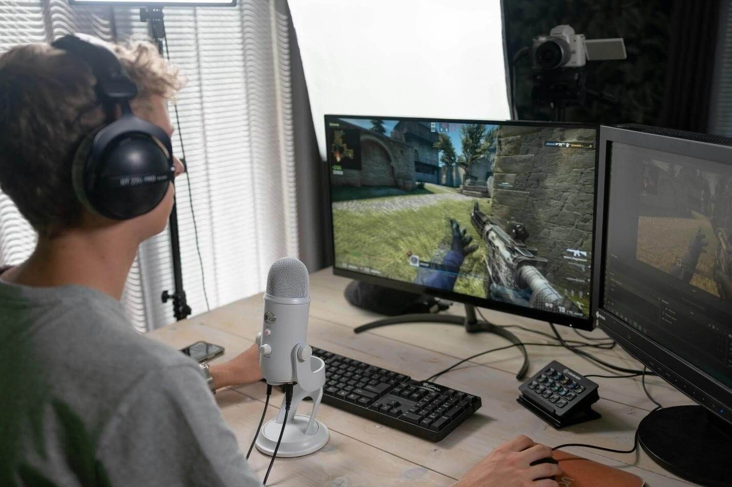 Some ways to earn money playing online games with zero investment