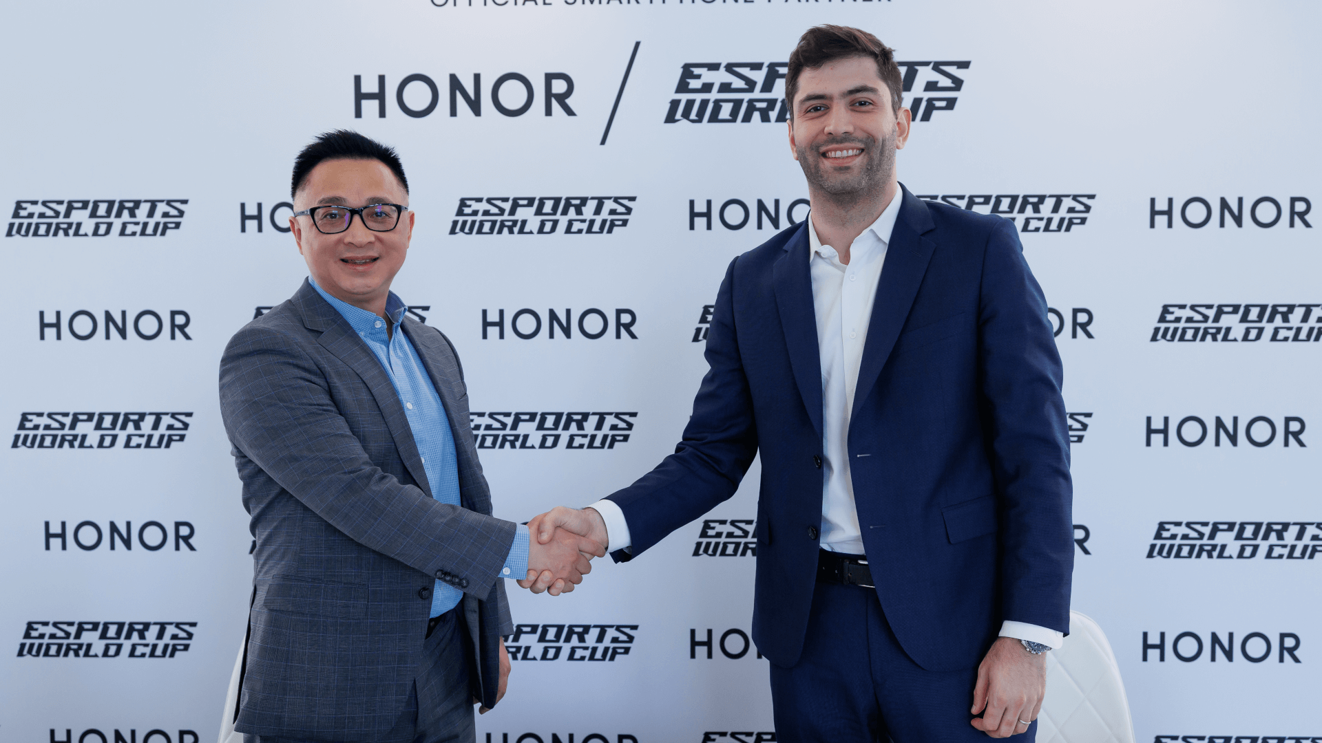 EWC Renews Partnership with HONOR as The Event's Smartphone Partner