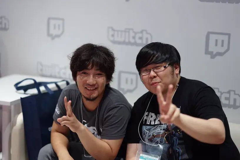 Daigo's Twitch Achievement Trophy Sent To French Streamer | DashFight