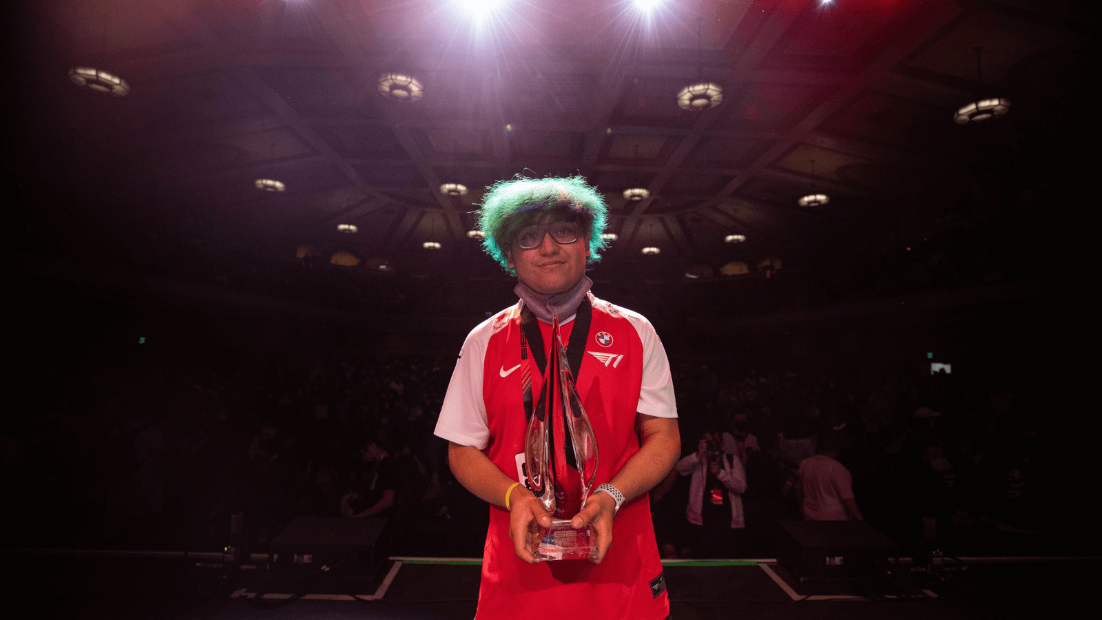 MkLeo takes top step at GENESIS 8 With Frenchman Glutonny right behind
